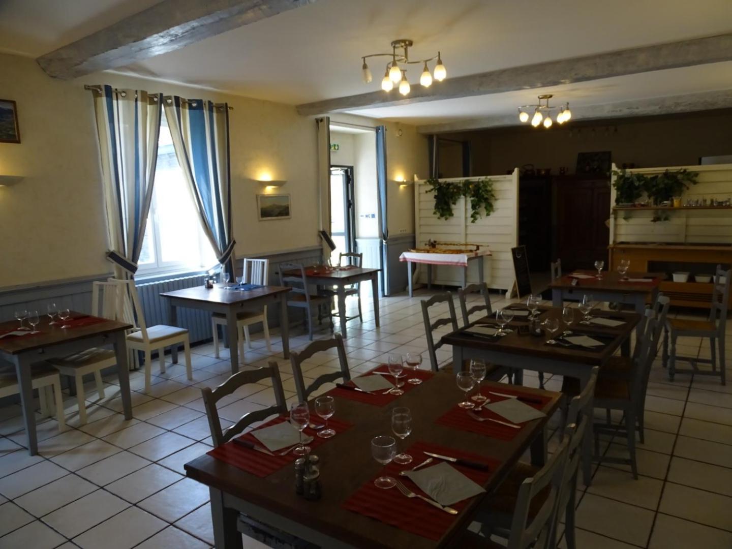 Hotel De La Poste Tardets-Sorholus Екстер'єр фото